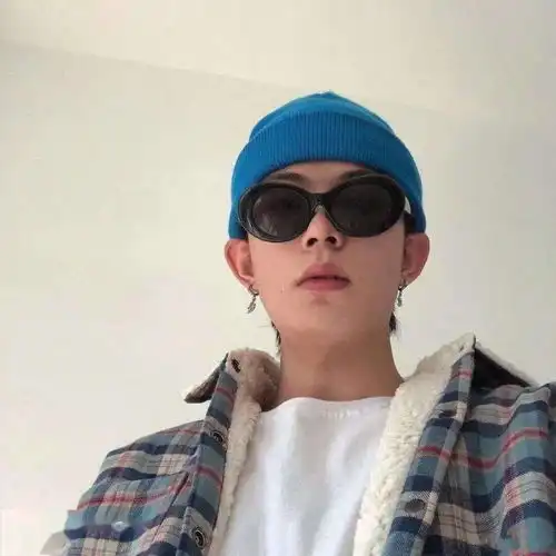 蓝色系高级头像男生优雅