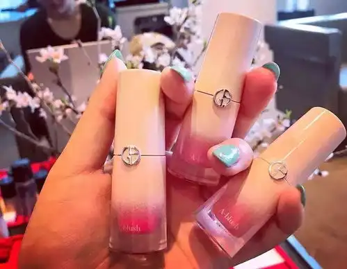 阿玛尼樱花粉口红美到炸裂,纪梵希都只能靠边