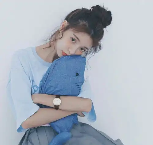 女生超好看qq头像图片系