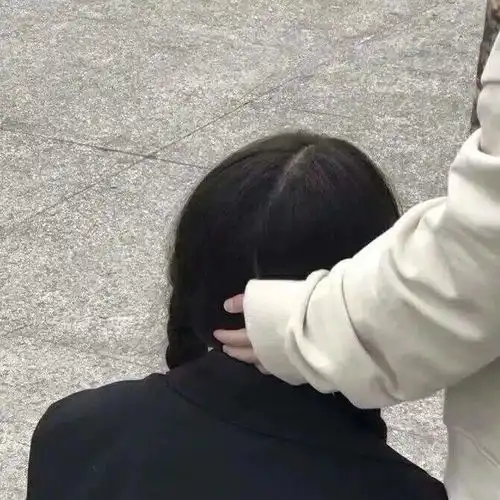 情头丨雨都停了这片天灰什么呢