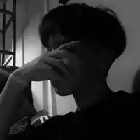 qq寂寞头像男生孤独寂寞的qq头像