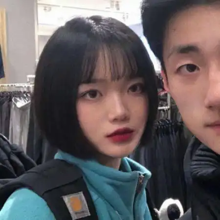 扣扣情侣头像你来我心里吧