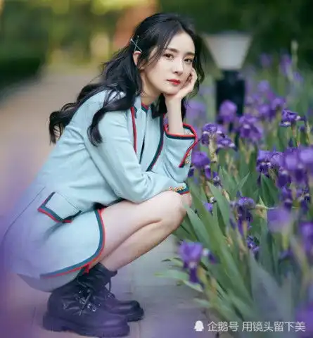 杨幂究竟有多瘦看到她蹲下后的漫画腿网友女生都想流口水