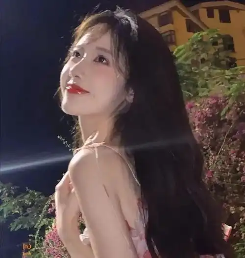 头像颜值很高的优质女头