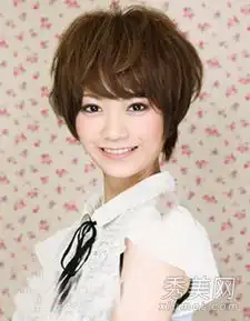 女生甜美短发发型集锦风格百变超流行