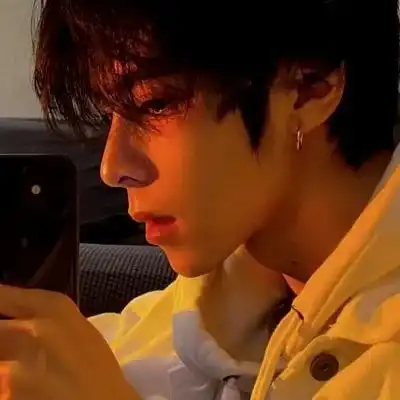 头像其实表白不是什么好事情,因为会显得手黑