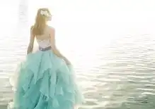 kuraudia推出迪士尼公主系列婚纱,穿上就可以变身公主吗