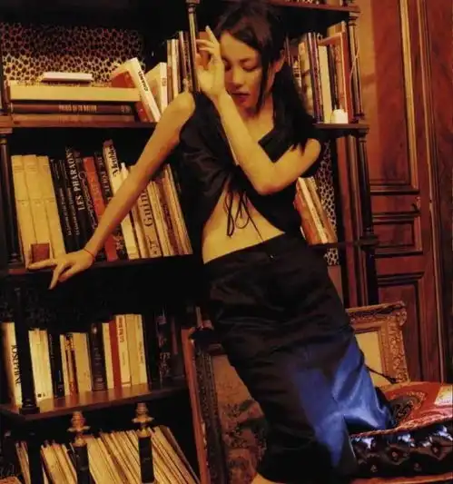 帅哥头像清冷感黑色系王