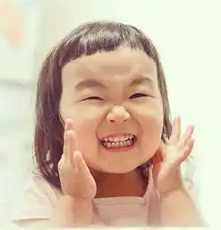 愿每一个吃奶时的表情帝,长大后都成为幸福的逗比
