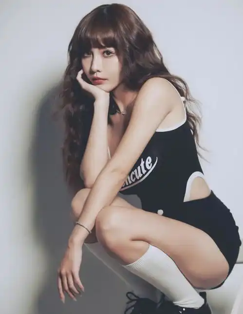 美女叫牛奶,身材火辣颜值高,网友直呼真是人如其名啊