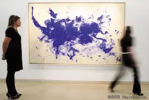 克莱因蓝色系头像degree