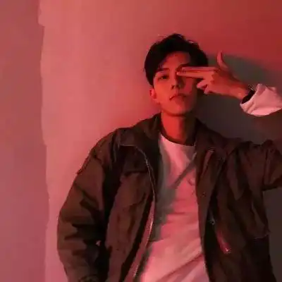 新年红色头像男生