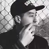 黑色系头像男帅气三分钟