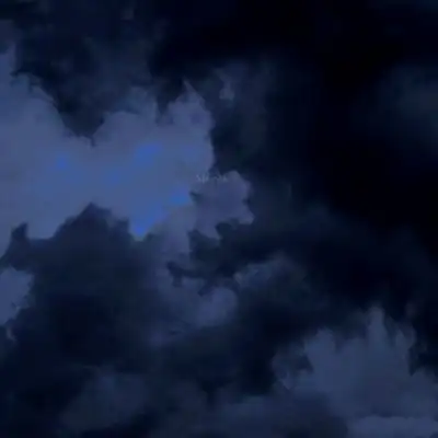 氛围感拉满的头像韩系夜