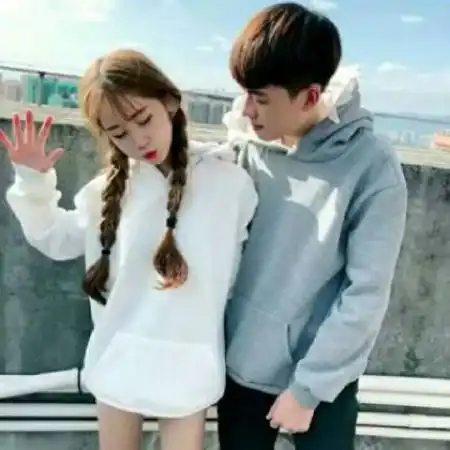 浪漫唯美干净情侣头像懵懵懂懂着最初的你