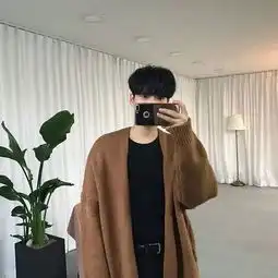 男生头像白色系干净简约