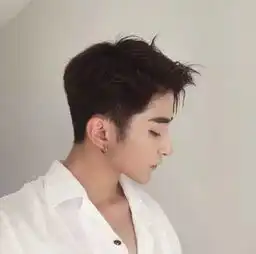 橙色系头像男侧颜白衬衫