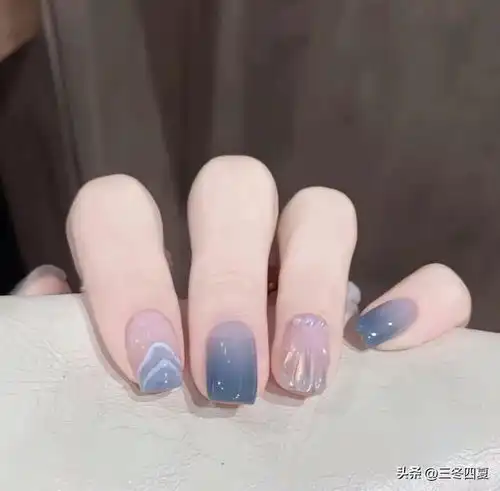 蓝色系超仙头像男美甲