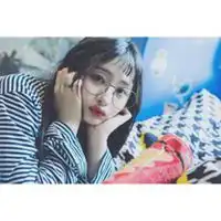 韩系女生白边头像图片大全微信头像图片大全