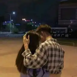 双人背影情侣头像