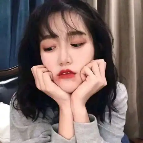 头像听话,不许再去拥抱那个让你难过的人了