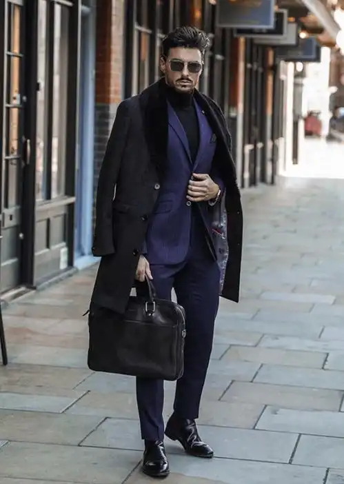 别再穿臃肿的羽绒服了,高品位的男人都在西装配大衣,保暖又精致