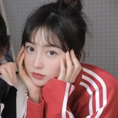 当女生彻底喜欢上你,会有这3小动作,兄弟,赶紧拿下啊