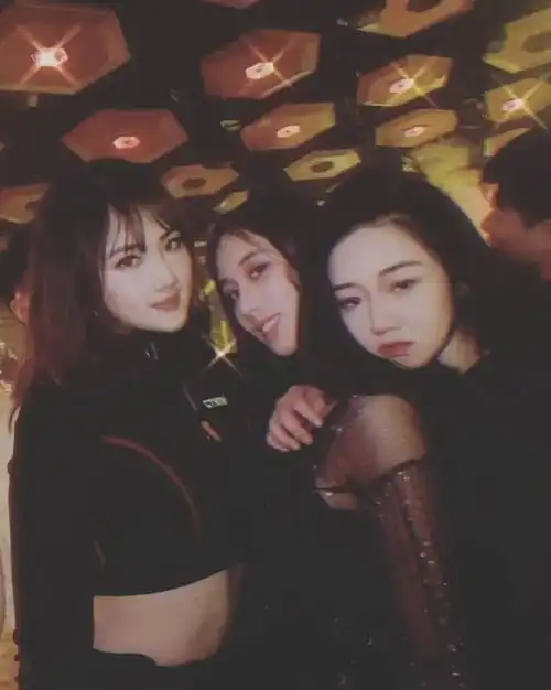 华为公主,南京首富千金,赌王小女儿,豪门3个闺蜜,人各有志