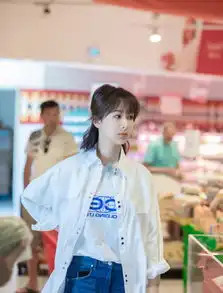 26岁杨紫穿粉色t恤配背带裤,很有佟年的感觉少女心满分