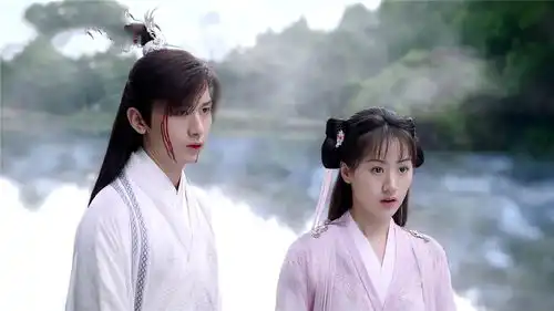 撩而不自知少女vs清冷禁欲系少年,琉璃设定俗套,甜度却满分