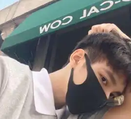 qq聊天,男生经常说的3句撩人话,再帅女生也要离他远一点