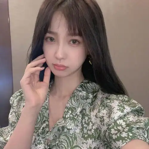 虞书欣欣欣子真的好会拍照