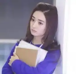 她撞脸赵丽颖,是张歆艺的好闺蜜,然而出道多年却依旧不温不火