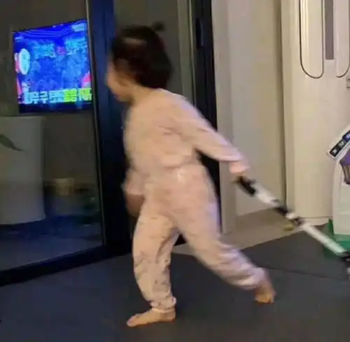 情侣头像男朋友不是人系列