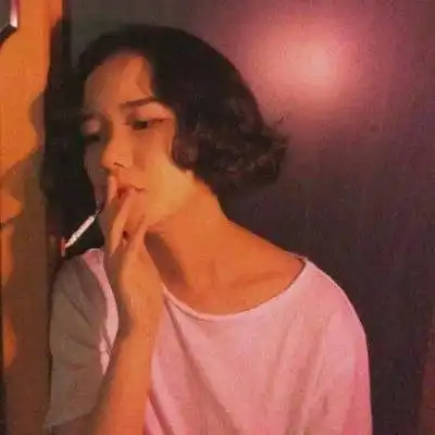 红色系头像女最新最火红色系女生头像
