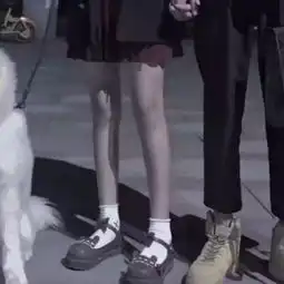 女生无头全身腿照头像