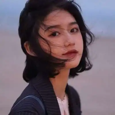 三观很正的女孩子发的文案