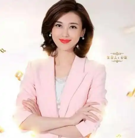 央视美女主播李红的字堪称养眼,不信你瞧瞧