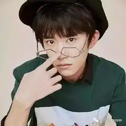 易烊千玺头像高清一对