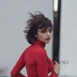 羡慕工作就是秀颜值这个女孩活成了你最想成为的样子