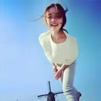 qq名片8张图片拼成一张图片,求大神帮我p一下这张图片