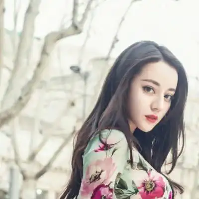 迪丽热巴头像大全三