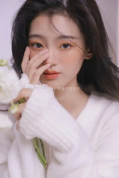 yidb28218000美业模特人物白色系摄影写真网红高清无水印
