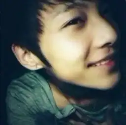 求情侣头像,只露半边脸的