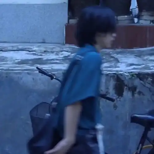 女生头像ins小众蓝色