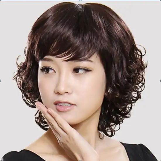 过了四十岁别瞎折腾头发了,看看这几款百变假发,让你年轻十岁