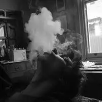 疯狂的颓废你走后我只剩思念的权力