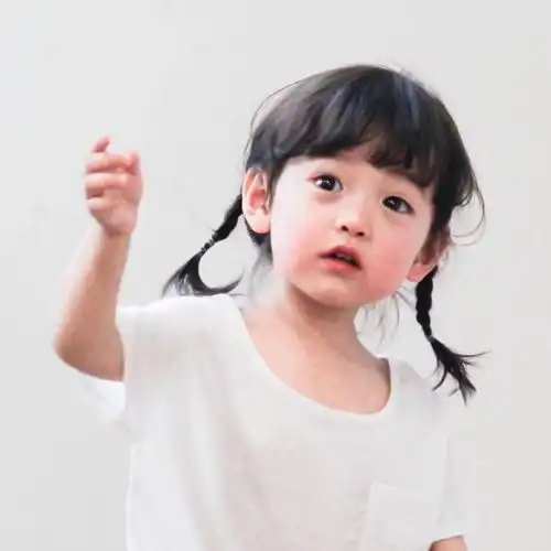 无水印卡哇伊萌娃头像点赞表示你们的喜欢