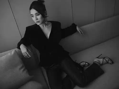 宋佳光影大片高级感满满黑金穿搭尽显成熟冷御气质