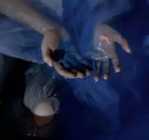 可否再为我回头